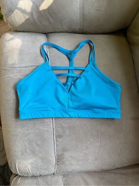 Victoria Sport Turquoise Strappy Low-Impact Sports Bra